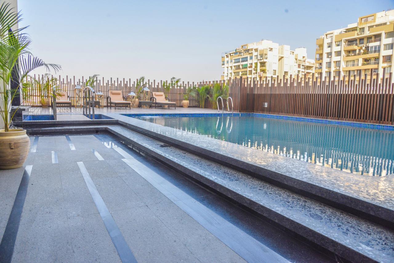 Efcee Sarovar Premiere Bhavnagar Exterior photo
